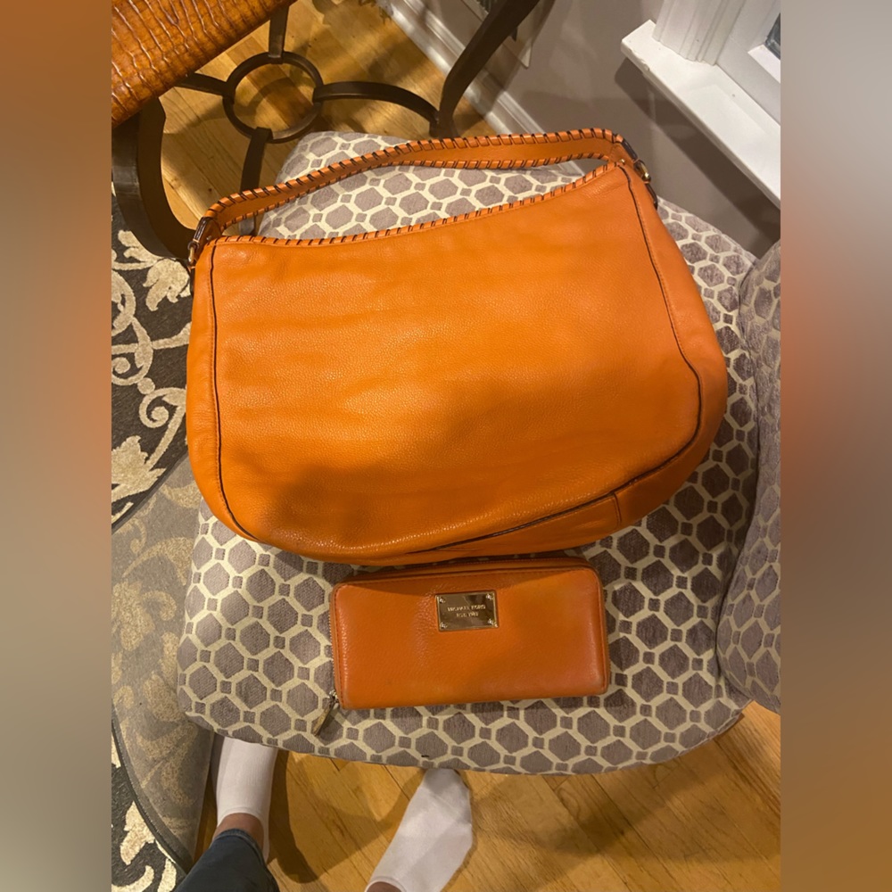 Michael Kors Orange Leather Purse & Wallet